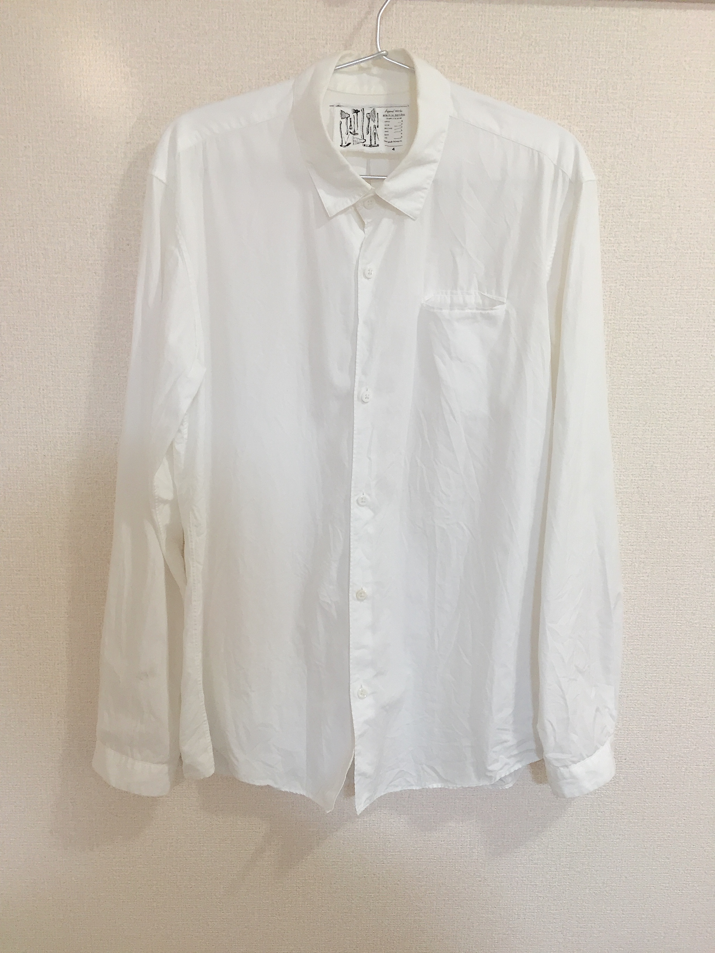 digawelの白シャツ