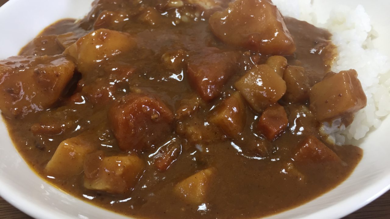 無印良品のごろごろ野菜と豚ひき肉の大盛りカレー