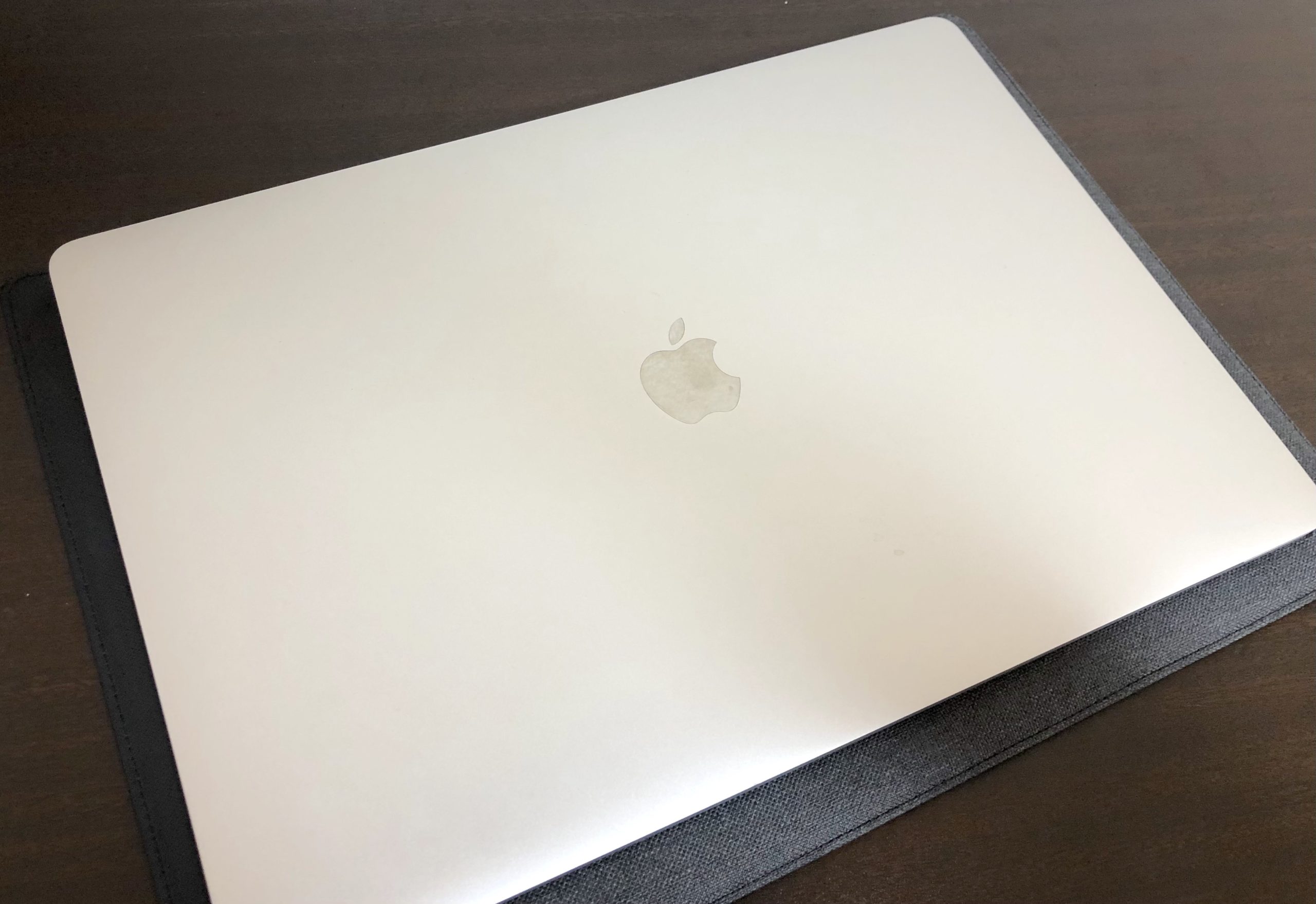 MacBook Pro 16インチ